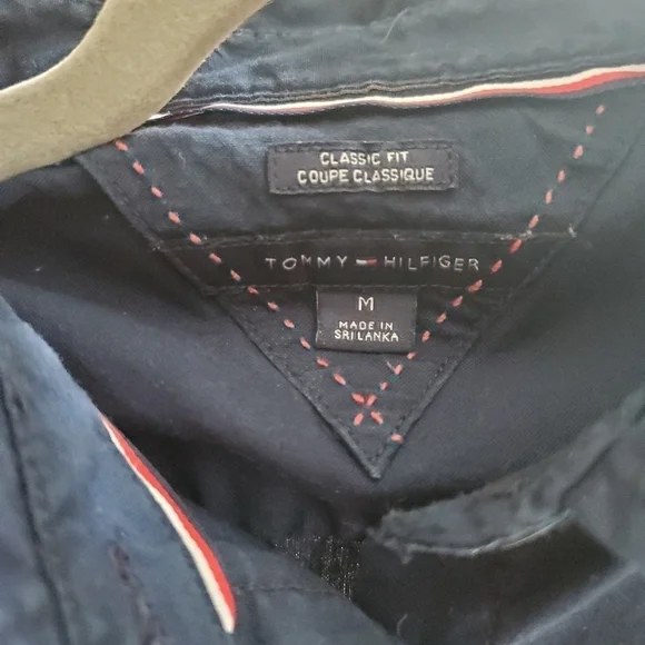Tommy Hilfiger - Picture 4 of 4